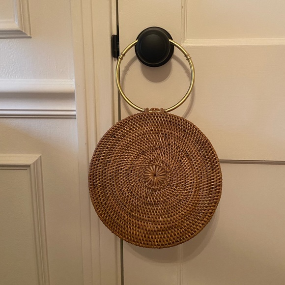 Round Rattan Clutch - Picture 6 of 6